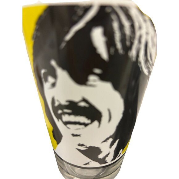The Beatles commemorative Collective Pint Glasses - Picture 5 of 16